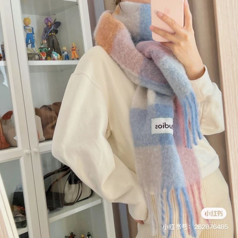 Acne Scarf